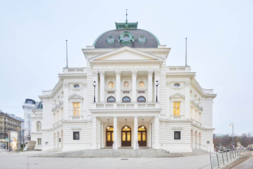 Volkstheater Wien © EMILBLAU Martin Geyer